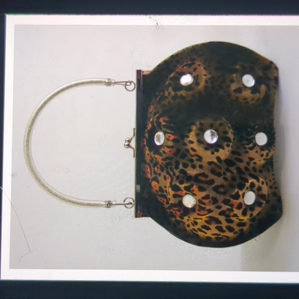 ANEMONE* lady octopus velvet leopard molded bag w silvertone hardware snap top